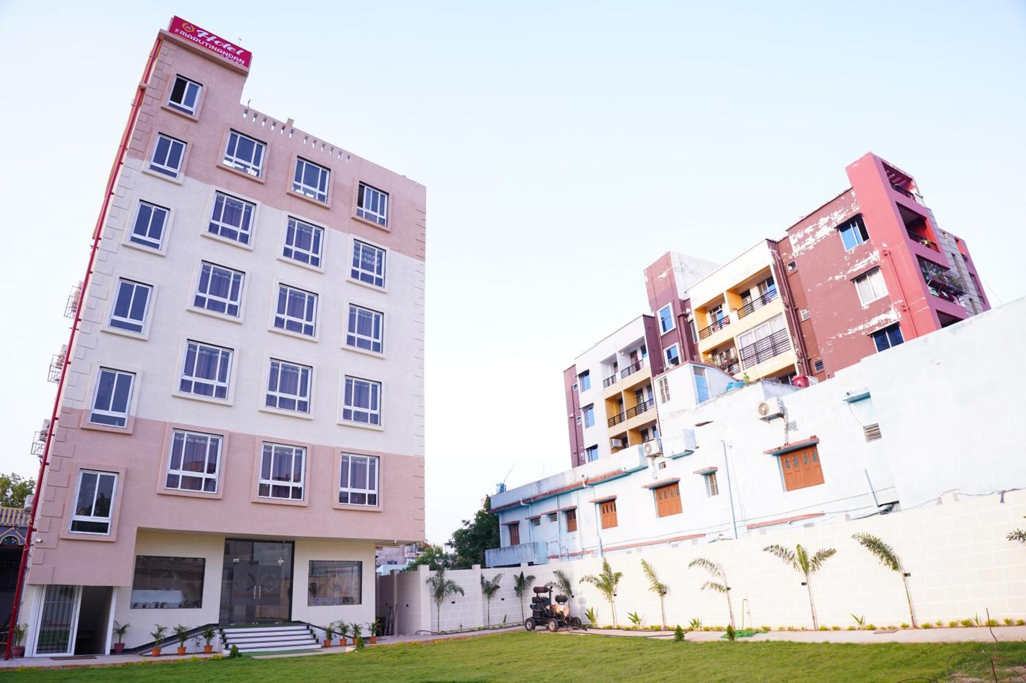 The Marutinandan Grand Hotel Deoghar Buitenkant foto